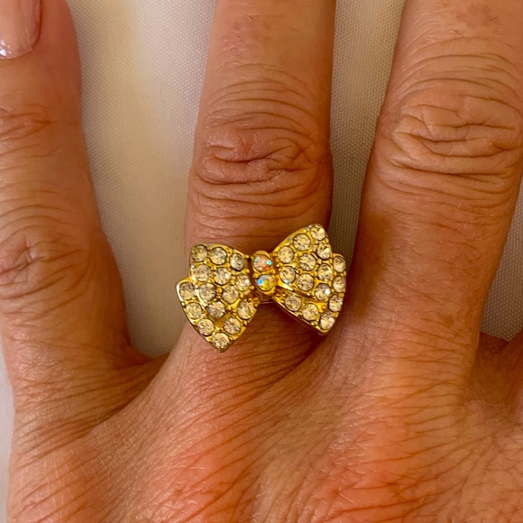 Rhinestone bow ring - Picture 4 of 8